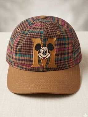 Vintage Disney Mickey Mouse Goofy's Hat Co Green Plaid Bill Snapback Cap USA